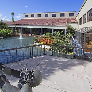 Miami Lakes Hotel